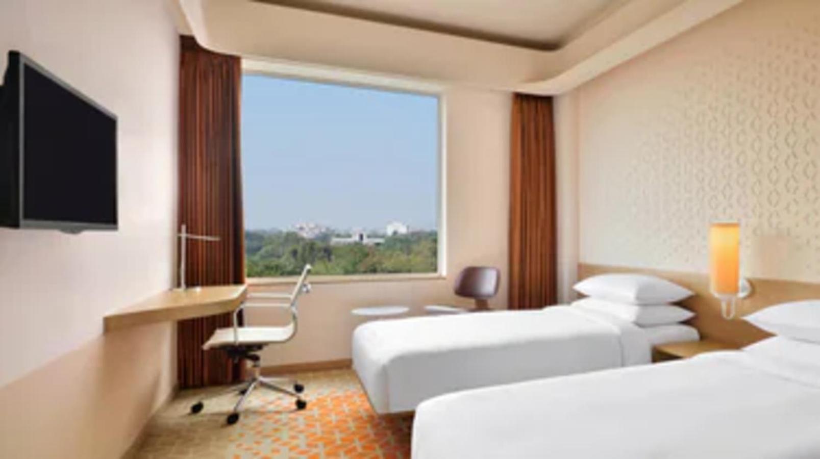 Fairfield By Marriott Chennai Mahindra World City Chengalpattu ภายนอก รูปภาพ